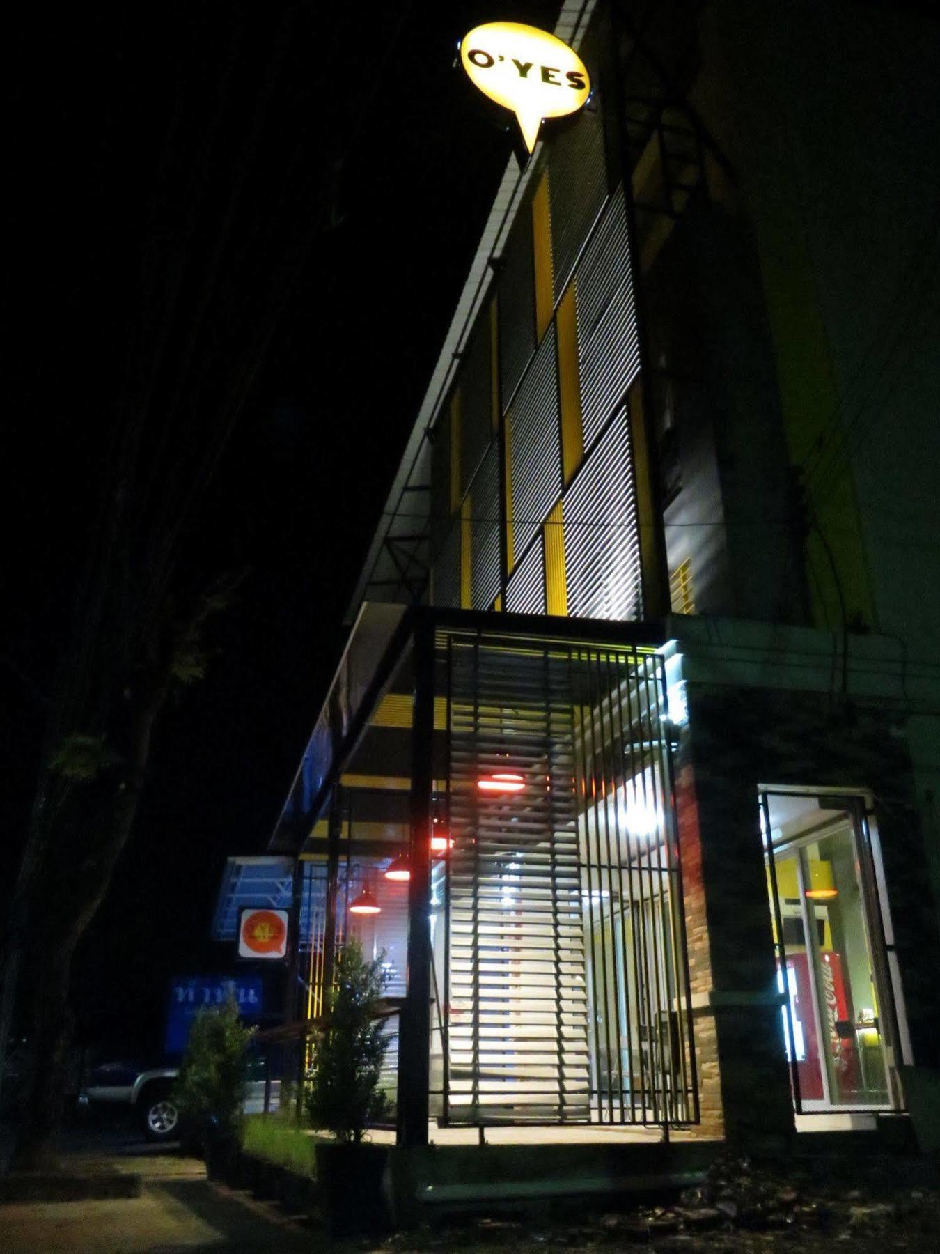 OYes Hostel Krabi town Exterior foto